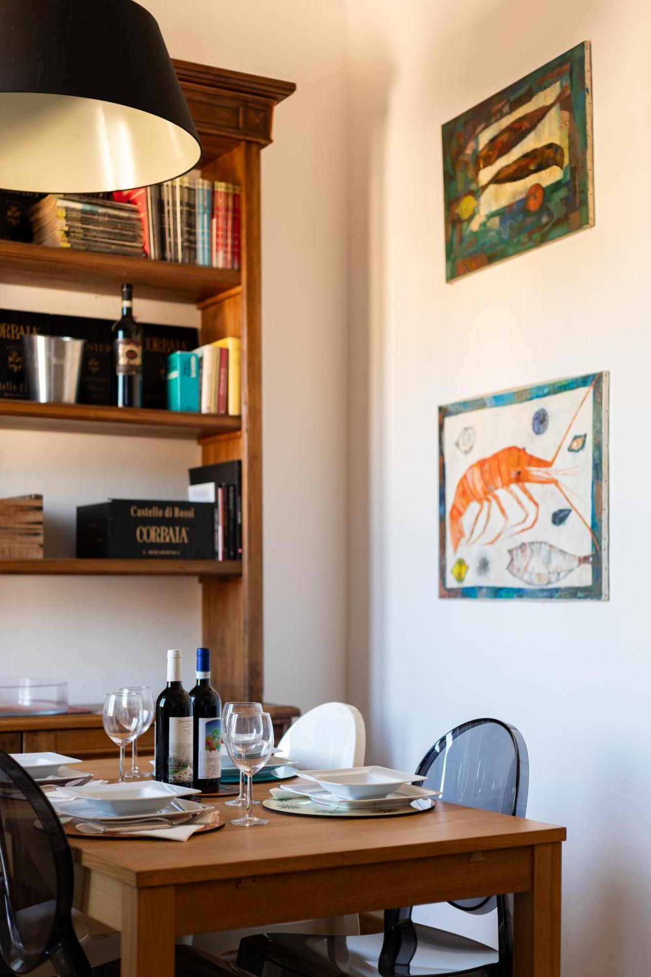 Apartment Bandenere House